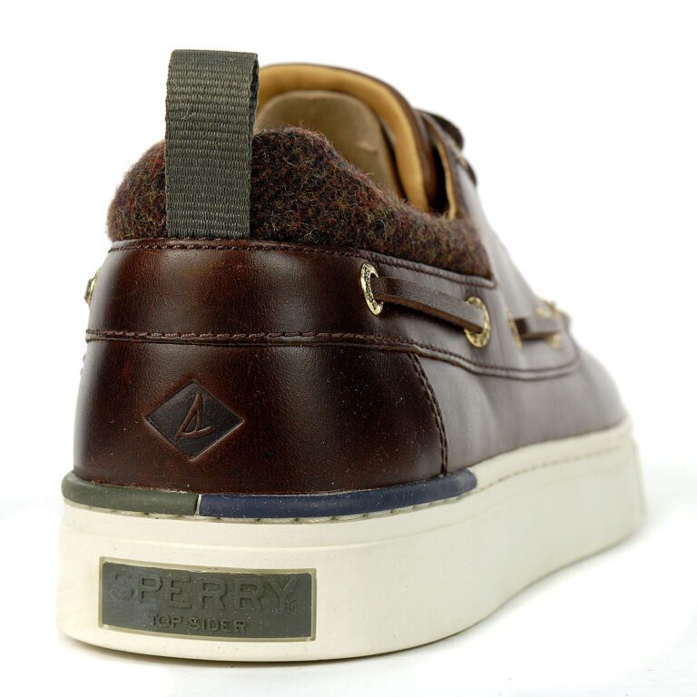 sperry lambskin
