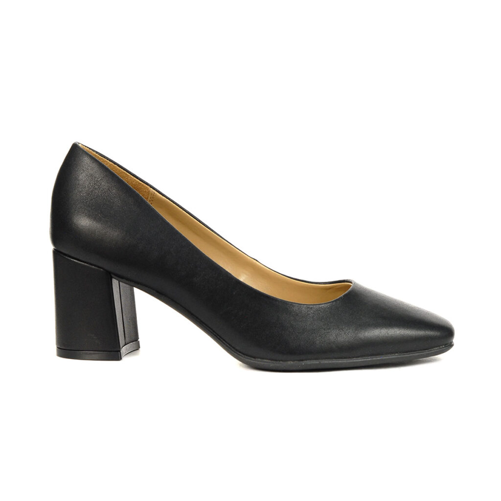 naturalizer warner