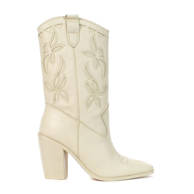 Vince Camuto Alisah Rich Cream Heeled Boots