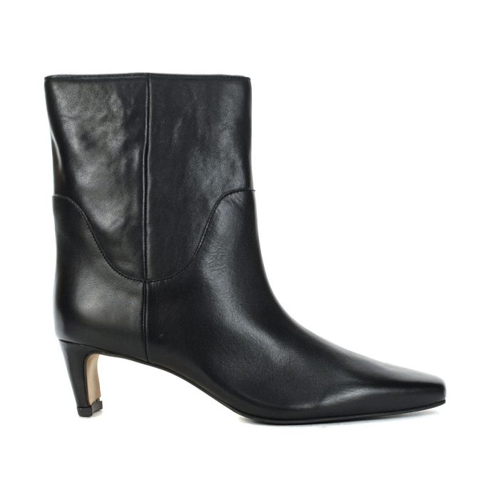 Vince Camuto Amariah Black Leather Heeled Booties