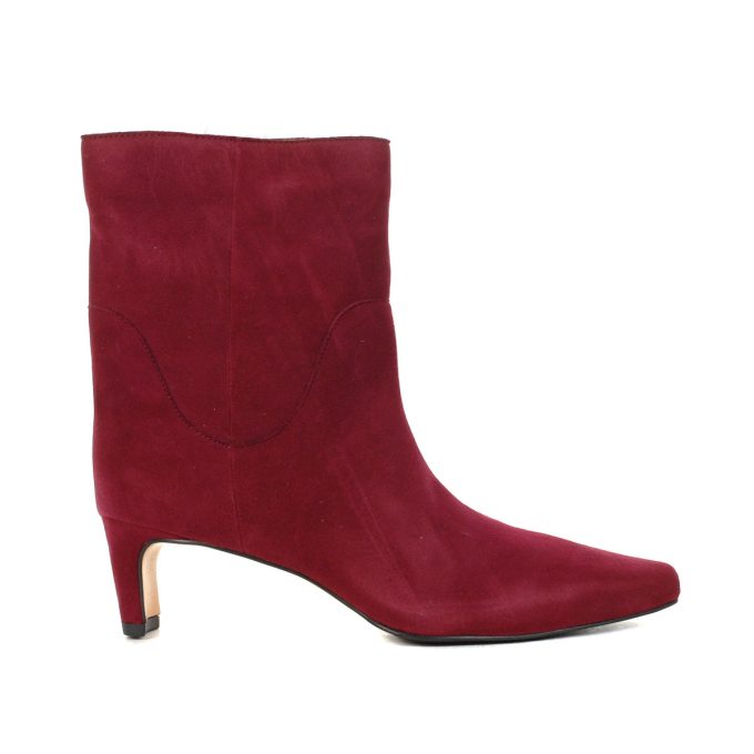 Vince Camuto Amariah Chianti Suede Heeled Booties